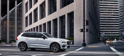 VOLVO XC60 T6 HYBRIDE RECHARGEABLE